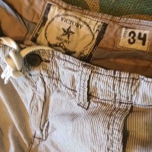 Victory Shorts 34".